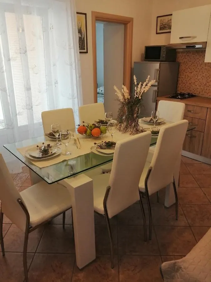 Apartments Villa Nona Umag 0*,  Chorwacja