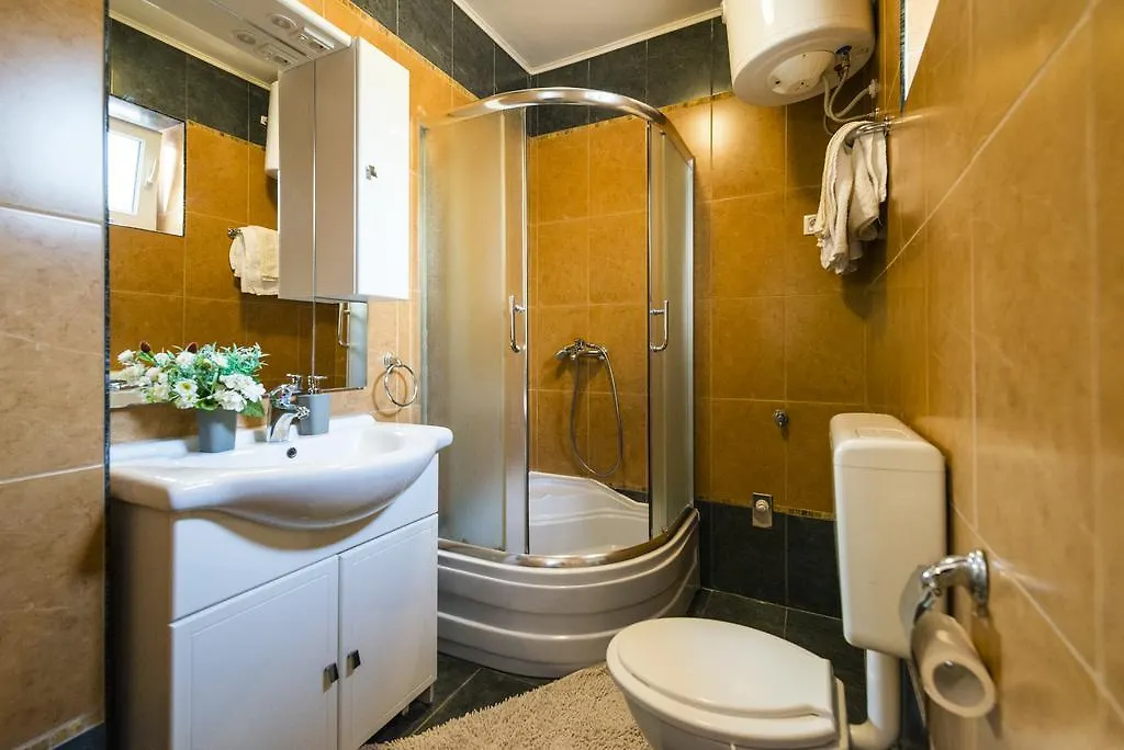 Apartments Villa Nona Umag 0*,  Croatia